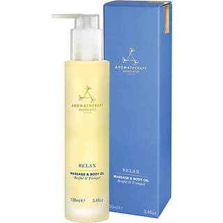 Aromaterapi associerer slapper af kropsolie. Luksuriøs blanding af olier til en næret krop. Lavet med Vetivert Chamomile og Ylang Ylang essentiel