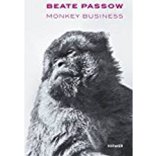Beate Passow: Monkey Business