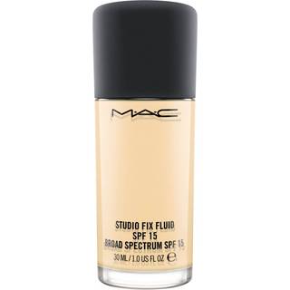 MAC Cosmetics Studio Fix Fluid SPF 15 24HR Matte Foundation + Oil Control Matterende foundation SPF 15 Skygge NC12 30 ml - 30 ml