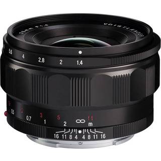 Voigtländer Nokton 35mm f/1.4. Sony E