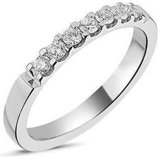Memories 14 kt. hvidguldring med 7 diamanter på i alt 0,28ct