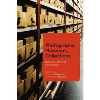 Photographs, Museums, Collections
