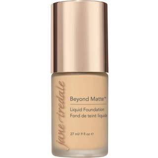 Beyond Matte Liquid Foundation, M5