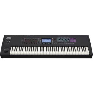 Roland Fantom 8 Synthesizer