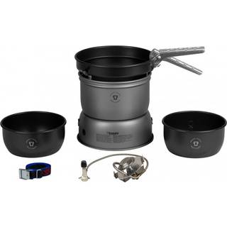 Gasblus Trangia 27 Small, 2100 W + 2 kasseroller, 1 stegepande i NS / Non Stick-teflon + vindskærm i HA / hårdanodiseret aluminium + gribetang + rem, Uden brændstof