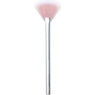 RMS Beauty skin2skin fan brush