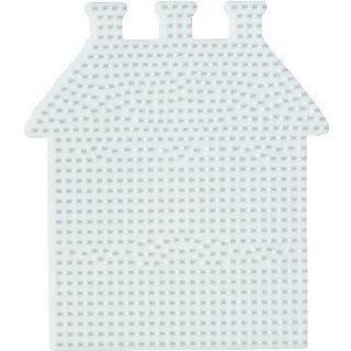 Hama Midi Stiftplade 306 Hus 1 stk stiftplade med 784 stifter. Plade 306 er formet som et hus. Pladen måler ca. 14.5x17 cm.