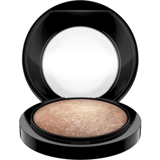 MAC Mineralize Skinfinish Powder Global Glow