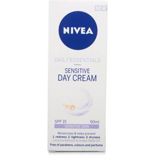 NIVEA Soothing Day Cream SPF15 50 ml