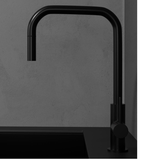 Køkkenarmatur Scandtap Steel Accent Square Shadow med Udtrækstud