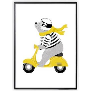XO Posters Poster Mr Bear On Moped 50 x 70 cm  Gul  50 x 70 cm  Unisex