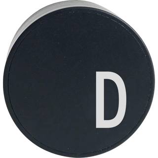 Design Letters - iphone oplader - Charger - "D" - Sort