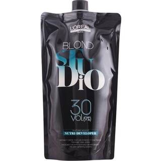 L’Oréal Professionnel Paris Hårfarver og nuancer Blond Studio Blond Studio Nutri-Developer 9 % 1000 ml (225,00 kr / 1 l) - 1000 ml
