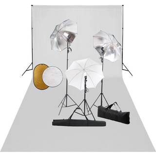 fotostudieudstyr med lamper, paraplyer, baggrund og reflektor