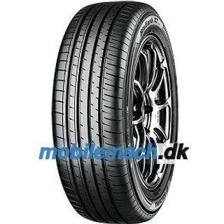 Yokohama BluEarth-XT AE61  235/55R20 102V