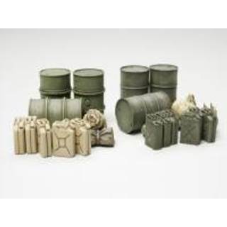 1/48 JERRY CANS