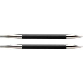 KnitPro KARBONZ UDSKIFTBARE rundpinde (3-8.00mm) 8.00 mm Indhold:2 udskiftbare pinde Materialer:Kulstof (carbon) og messing Typer:Strømpepinde, faste rundpinde og udskiftbare rundpinde Størrelser: 3.00-8.00 mm Kabel medfølger ikke.