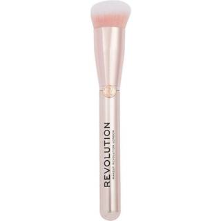 Makeup Revolution Create Angled Foundation Brush R8