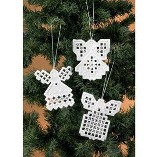 Broderikit Engle Hardanger 3 stk x 10 x 9 cm Englemotiv i smukke hvide toner Hardanger-sting for klassisk elegance Dimensioner: 10x9 cm pr. stk. Skab 3 delikate broderier Inkluderer DMC Perlegarn.