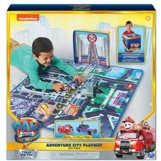 Paw Patrol True Metal Adventure City Movie Play Mat Set med 2 eksklusive leget?jsbiler (Amazon Exclusive) 1:55 Skala Kids Toys i alderen 3 og op
