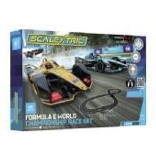 Scalextric, Spark Plug - Formula E, racerbane m/ 2 biler [Levering: 1-2 dage]