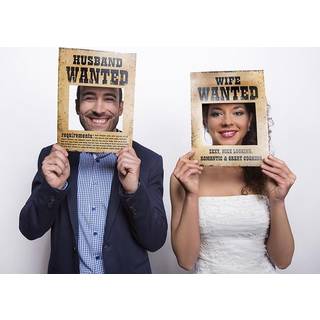 2 Stk. Props - WANTED - Fotos sticks