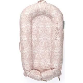 DockATot Deluxe+ Babynest, Brer Rabbit Pink