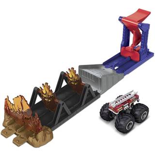 Hot Wheels Monster Trucks Toy Playset med 1:64 skala Die-Cast 5-Alarm Fire Truck Fire gennem udfordring Lanceringskøretøj over spinding flammer