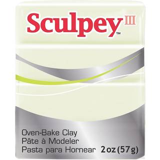 Sculpey III polymer ovn-bake ler gl?d i den m?rke ikke-giftige 2 oz. Bar er fantastisk til modellering af skulptureringsferie DIY blandede medier