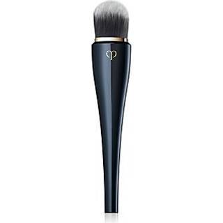 Clé de Peau Beauté Make-up Tilbehør Light Coverage Foundation Brush 1 Stk. (625,00 kr / 1 stk.) - 1 Stk.
