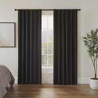 Eclipse Fresno Modern Blackout Thermal Rod Pocket Window Curtain til sovev?relse (1 panel) 52 """" X 95 """" Sort