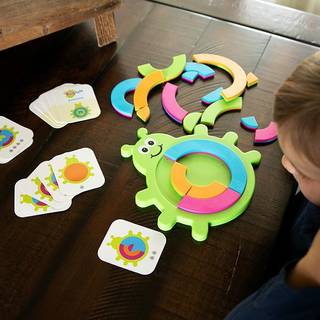 Fat Brain Toys: Bugzzle - logisk puslespil