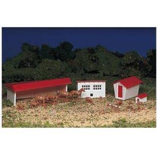 Bachmann Trains - Plasticville U.S.A. Buildings - Classic Kits - Farm Buildings with Animals - Ho Scale