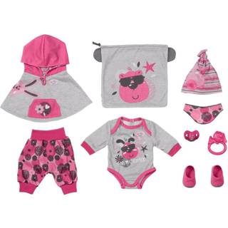 BABY Born Deluxe First Arrival outfit - poncho, bukser, body, hue og udstyr i taske - til dukke 43 cm
