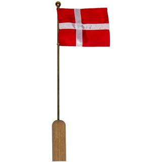 Celebrating bordflag