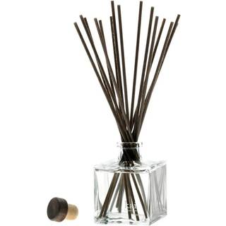 Kai Reed Diffuser 6.75 fl oz. Designet til delikat at frigive den delik?st friske + ren signatur Kai -duft i den luftveganske grusomhedsfri frem