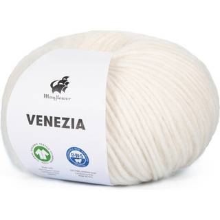 Mayflower Venezia, GOTS + RWS 012 Preussisk blå Indhold: 70% økologisk bomuld og 30% ren ny RWS uld Vægt/længde: 50 gram = ca. 105 meter Anbefalede pinde: 5,5-6 mm Strikkefasthed: 10 cm x 10 cm = 17 masker x 23 rækker Vaskes i hånden / Tåler ikke tørretumbler / Tørres fladt.