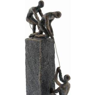 Deco 79 Polystone People Decorative Sculpture Climbing Home Decor Statue Accent Figur 7 """" X 3 """" X 17 """" Grå