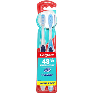 Colgate 360 ???kstra bl?d tandb?rste til f?lsomme t?nder og tandk?d med tunge og kindrenser 2 -pakke