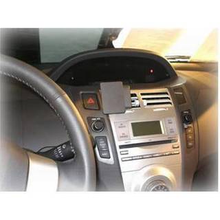 Toyota Yaris 06-11, Centrerad
