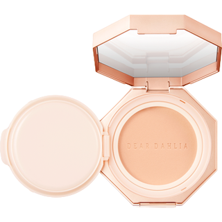 DEAR-DAHLIA Ansigtsmakeup PowderSoft Velvet Pressed Powder Light 10 g (32.500,00 kr / 1 kg) - 10 g