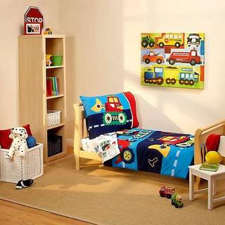 Alt, hvad b?rn sm?barns senget?j s?tter under opf?relse