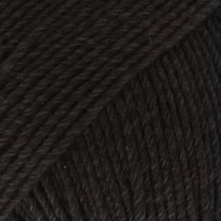 DROPS COTTON Merino 02 Sort Indhold: 50% Uld, 50% Bomuld Garngruppe: B (20 - 22 masker) / 8 ply / DK / worsted Vægt/længde: 50 g = ca. 110 meter Anbefalede pinde: 4 mm Strikkefasthed: 10 x 10 cm = 21 m x 28 p Maskinvask, Finvask 40ºC / Brug aldrig skyllemiddel / Tørres fladt.