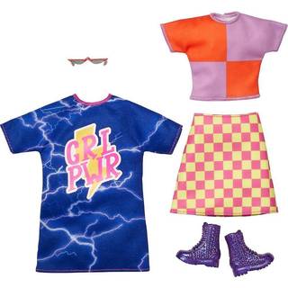 Barbie Fashions 2-packkläderuppsättning 2 kläder docka inkluderar färgblockad skjorta med rutig kjol grl pwr klänning och 2 tillbehör
