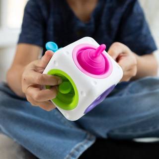 Fat Brain Toys Tugl Cube - Popping Fidget Cube til småbørn Kids Teens Voksne