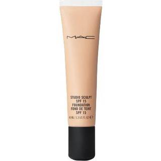 MAC Studio Sculpt SPF 15 Foundation NC15 – 40 ml / 1,3 oz, cremet, fugtgivende, opbyggbar dækning