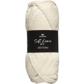 Svarta Fåret Soft Lama Fine 928 Sort bønne Indhold: 100% Babylamauld Vægt/længde: 50g = ca. 166 meter Anbefalede pinde: 3 mm Strikkefasthed: 10 cm = 28 m Vaskes i hånden, lunkent vand / Tørres fladt.