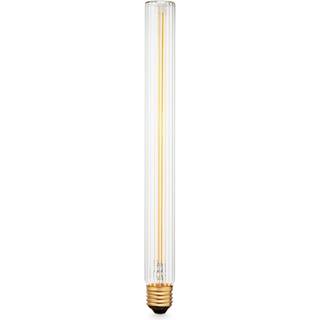 Tube Bulb 300 Plisse pære • Design by Us