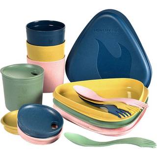 Picnic for 4, nature
