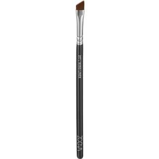 ZOEVA 317 Wing Liner Bøjet eyeliner børste 1 stk. - 1 stk.